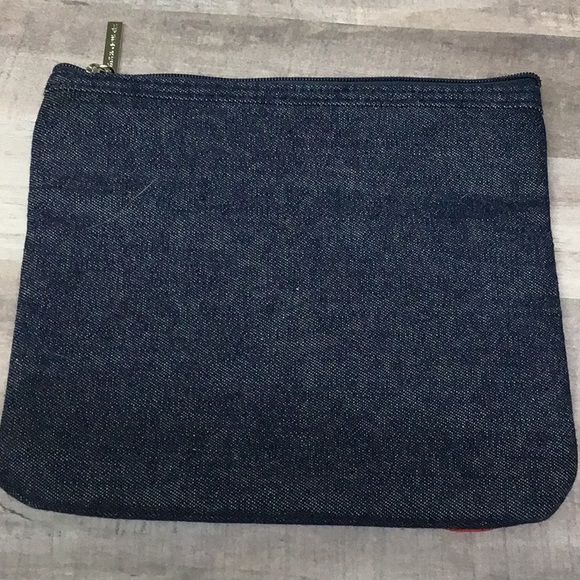 Bath & Body Works~Denim Embroidered Cosmetic Bag~EUC! - Picture 4 of 6